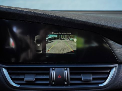 Used 2019 Alfa Romeo Giulia w/ Nero Edizione image 31