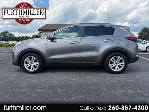 Used 2017 Kia Sportage LX FWD image 1