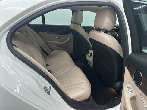 Used 2019 Mercedes-Benz C 300 Sedan image 20