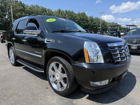 Used 2013 Cadillac Escalade Luxury AWD/4WD image 14