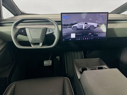 Used 2025 Tesla Cybertruck AWD Crew Cab image 22