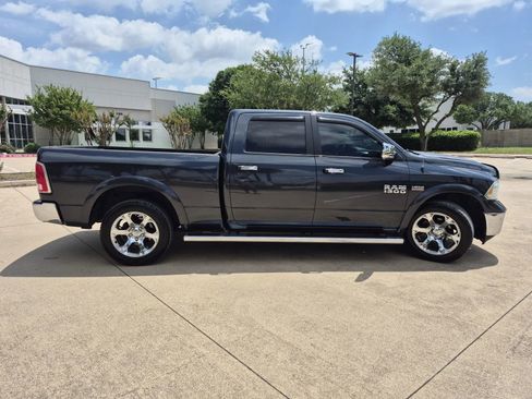 Used 2014 RAM 1500 Laramie RWD image 5