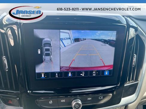 Used 2023 Chevrolet Traverse Premier image 14