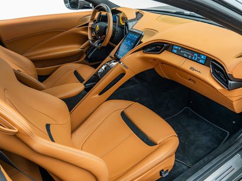 Certified 2023 Ferrari Roma Base image 38