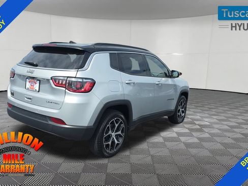 Used 2024 Jeep Compass Limited AWD/4WD image 8
