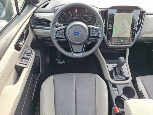 Certified 2025 Subaru Forester Limited image 11