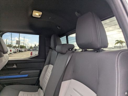 Used 2024 Toyota Tacoma TRD Sport w/ TRD Sport Upgrade Package image 16