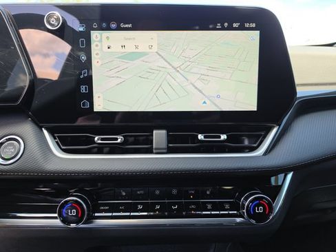 New 2027 Chevrolet Equinox LT w/ Convenience Package II FWD image 25
