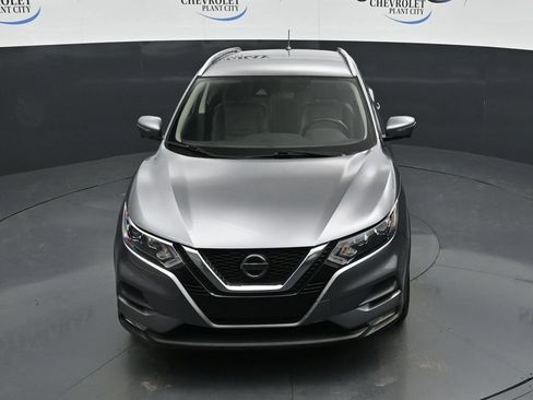 Used 2022 Nissan Rogue Sport SV w/ Technology Package FWD image 19