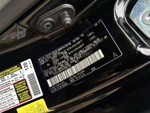 Used 2017 Toyota Sienna XLE image 35