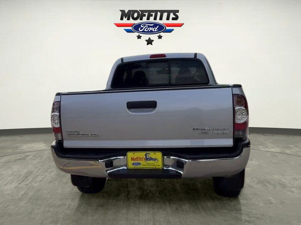 Used 2011 Toyota Tacoma PreRunner w/ SR5 Pkg #2 RWD image 4