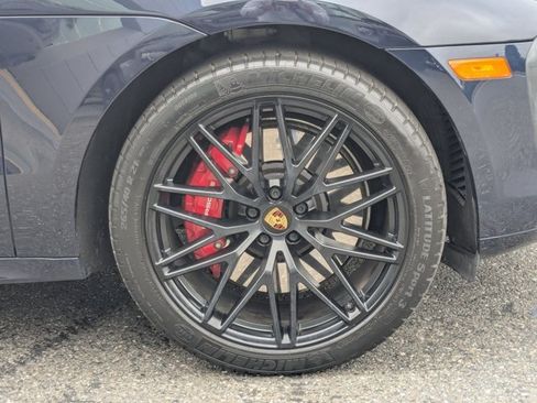 Used 2022 Porsche Macan GTS AWD/4WD image 27