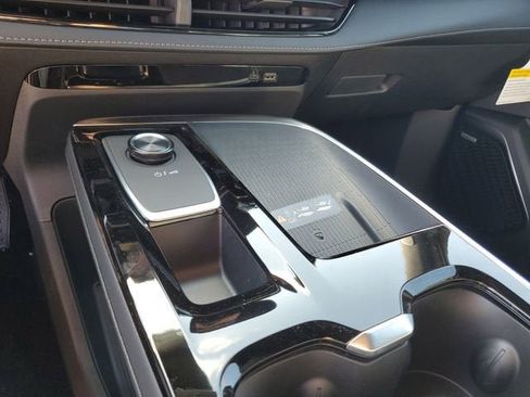 New 2026 Buick Enclave Preferred w/ Power Package FWD image 23