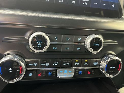 Used 2024 Ford F150 Lariat w/ Bed Utility Package AWD/4WD image 22