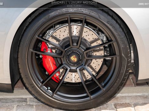 Used 2023 Porsche 911 Carrera GTS w/ Premium Package RWD image 37