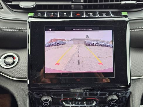 New 2026 Jeep Grand Cherokee Laredo RWD image 12