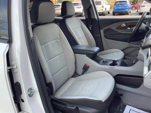 Used 2018 GMC Terrain SLE FWD image 15