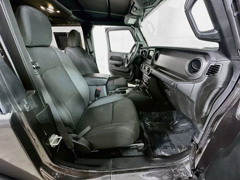 Used 2023 Jeep Wrangler Sport AWD/4WD image 12