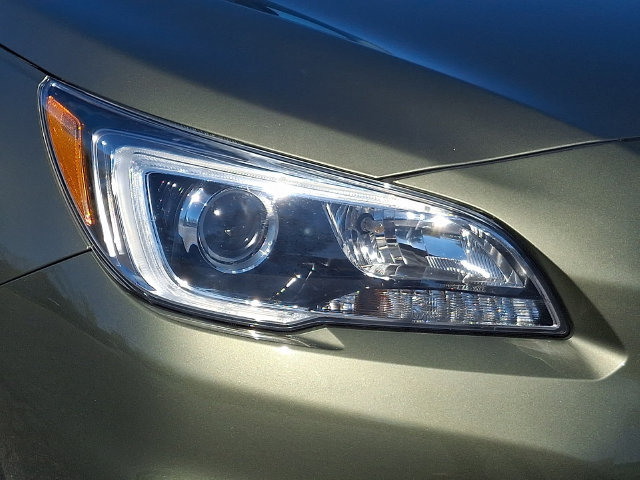 Used 2016 Subaru Outback 2.5i Premium AWD/4WD image 13