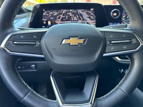 Used 2025 Chevrolet Equinox EV LT w/ Convenience Package FWD image 32