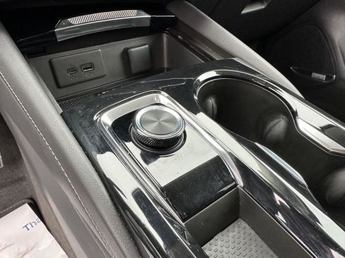 Used 2025 Buick Envision Preferred image 33