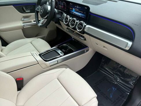 Certified 2024 Mercedes-Benz GLB 250 4MATIC image 20