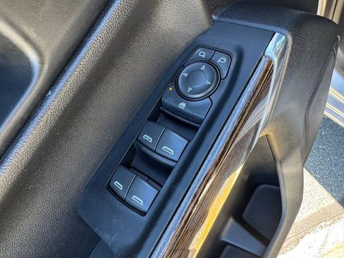Used 2021 GMC Sierra 1500 Elevation image 18