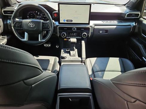 Used 2025 Toyota Tacoma TRD Sport image 15