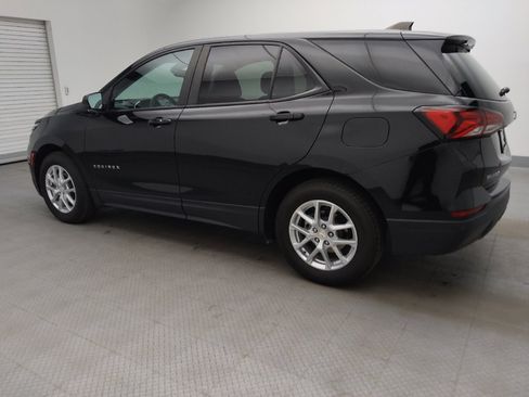 Used 2022 Chevrolet Equinox LS FWD image 3
