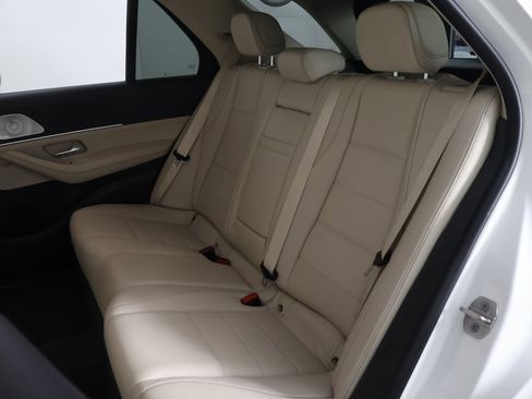 Used 2020 Mercedes-Benz GLE 350 GLE 350 w/ Premium Package image 31