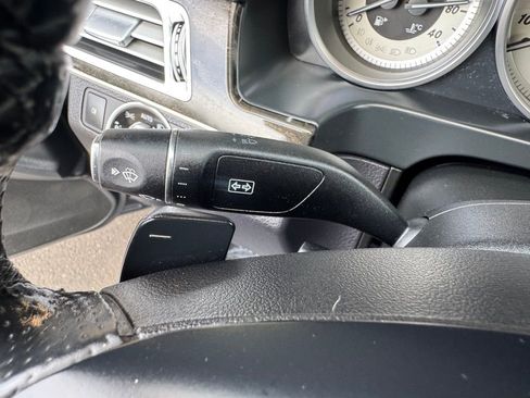 Used 2016 Mercedes-Benz E 350 Sedan image 35