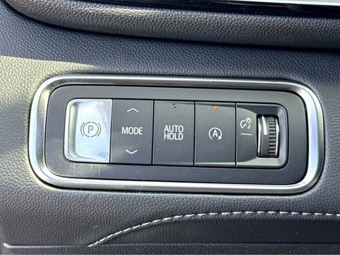 New 2026 Buick Enclave Preferred w/ LPO, Floor Liner Package FWD image 11