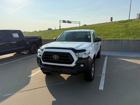 Used 2021 Toyota Tacoma SR AWD/4WD image 5