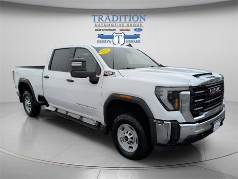 Used 2024 GMC Sierra 2500 Pro w/ Convenience Package image 7