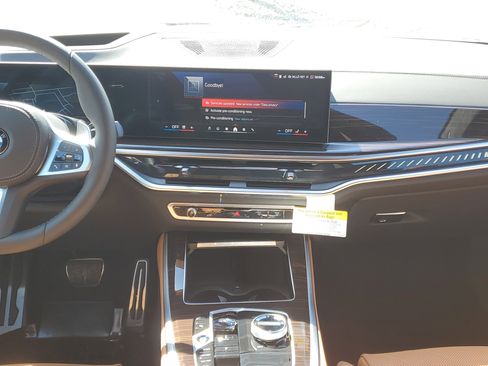 New 2026 BMW X5 M60i image 22