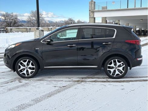 Used 2017 Kia Sportage SX image 4