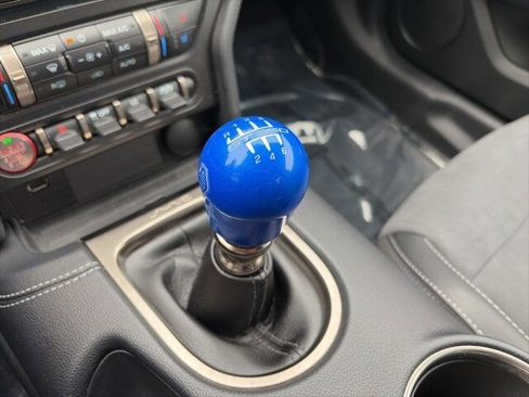 Certified 2020 Ford Mustang Shelby GT350 w/ Technology Package image 19