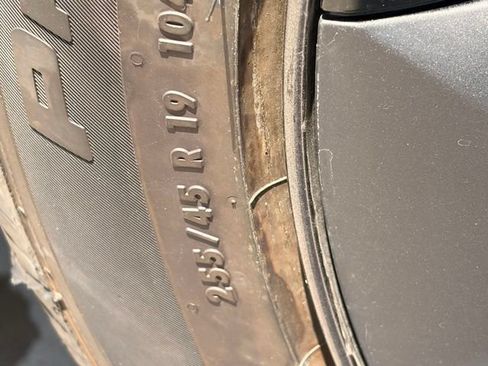 Used 2025 Tesla Model Y Long Range RWD image 6