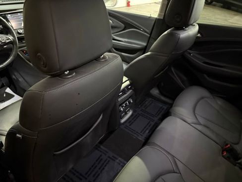 Used 2019 Buick Envision Essence FWD image 26