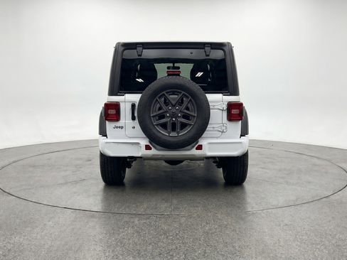 Used 2025 Jeep Wrangler Unlimited Sport AWD/4WD image 7