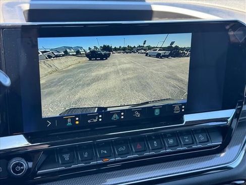 New 2026 Chevrolet Silverado 2500 ZR2 AWD/4WD image 33