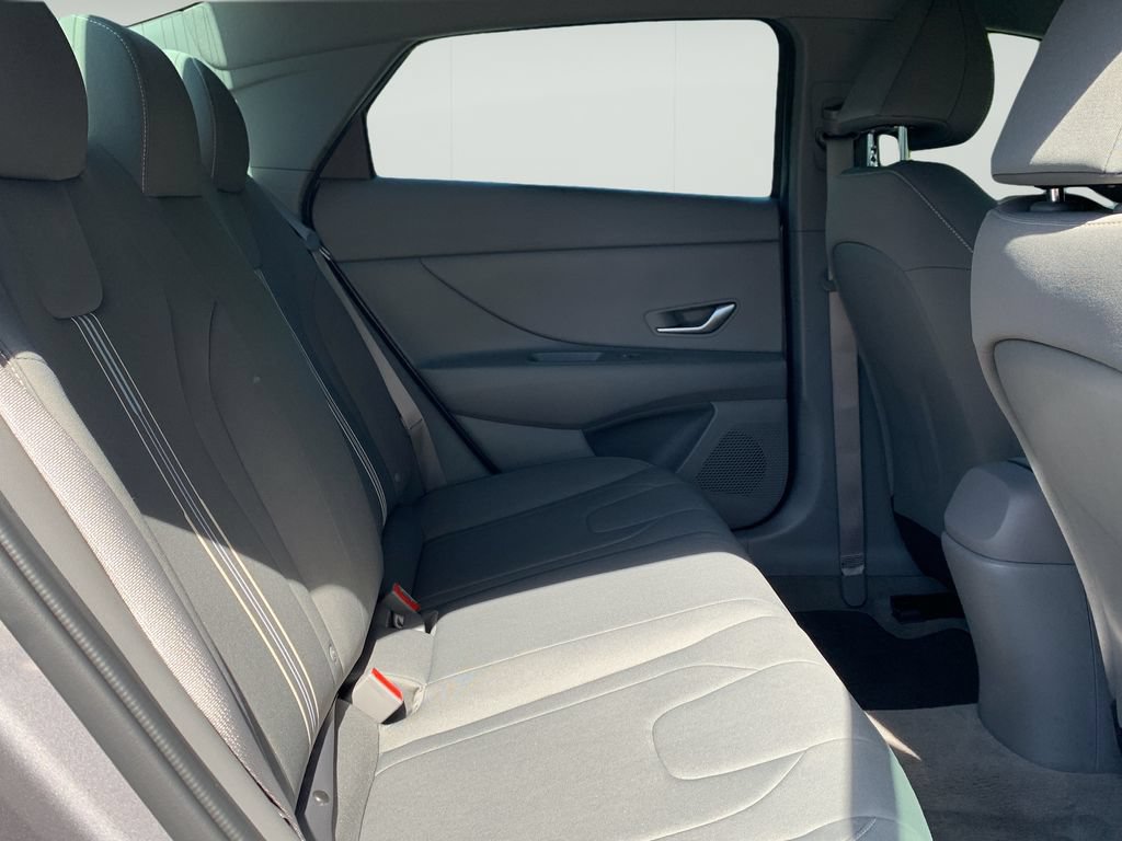 Certified 2023 Hyundai Elantra SEL FWD image 41