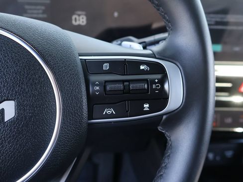 Certified 2025 Kia K5 GT FWD image 32