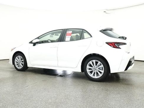 New 2025 Toyota Corolla SE image 34