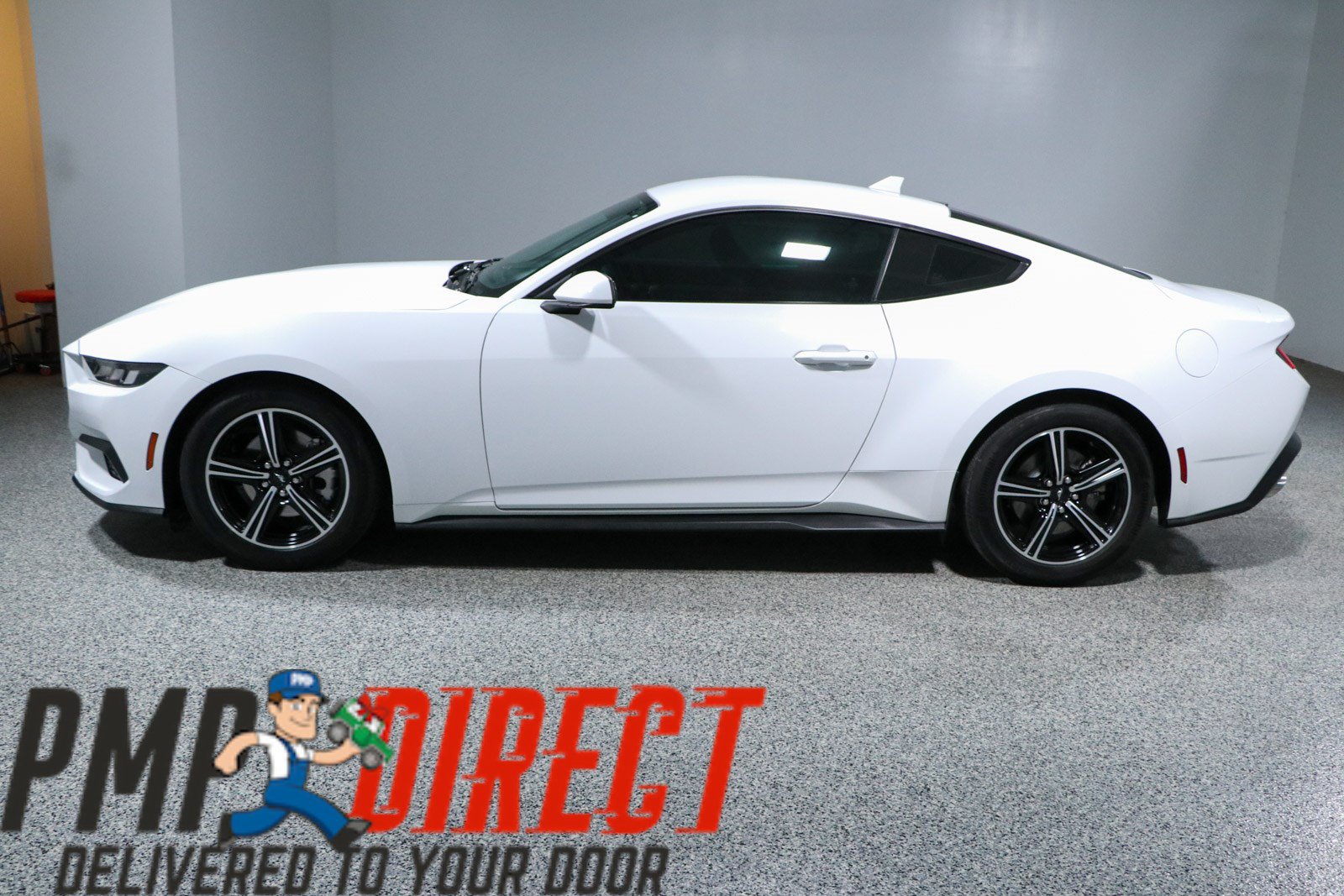 Used 2024 Ford Mustang Coupe RWD image 10