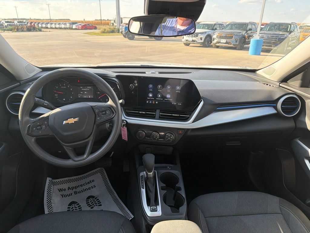 Used 2026 Chevrolet Trax LS FWD image 14