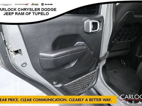 Used 2021 Jeep Gladiator Mojave w/ Safety Group AWD/4WD image 25