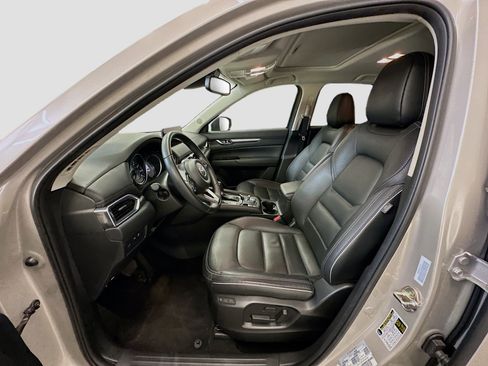 Used 2025 MAZDA CX-5 AWD 2.5 S w/ Preferred Package image 13