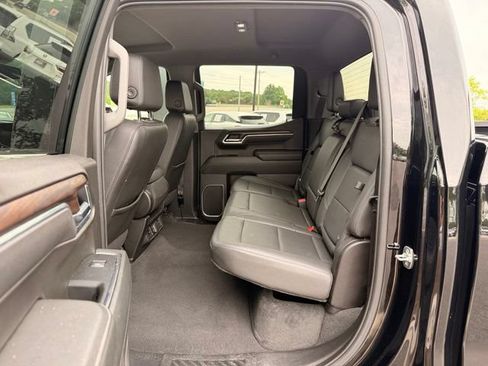 Used 2025 GMC Sierra 1500 SLT RWD image 13