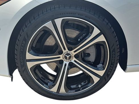 Used 2023 Mercedes-Benz C 300 Sedan image 30